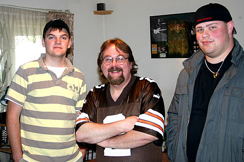 Matt Simon � Vocals , Matt Raunick � Drums, keyboards
